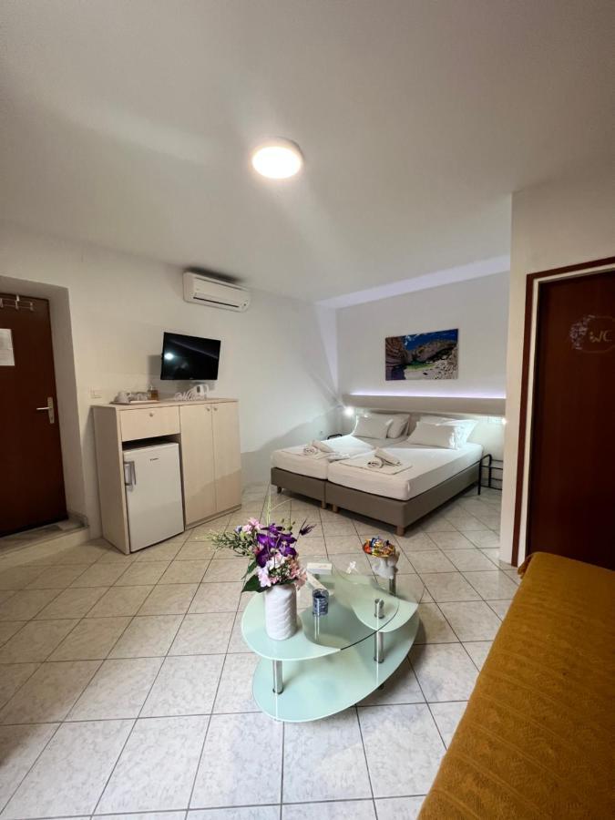 Residence Bella สตารีกราด ภายนอก รูปภาพ